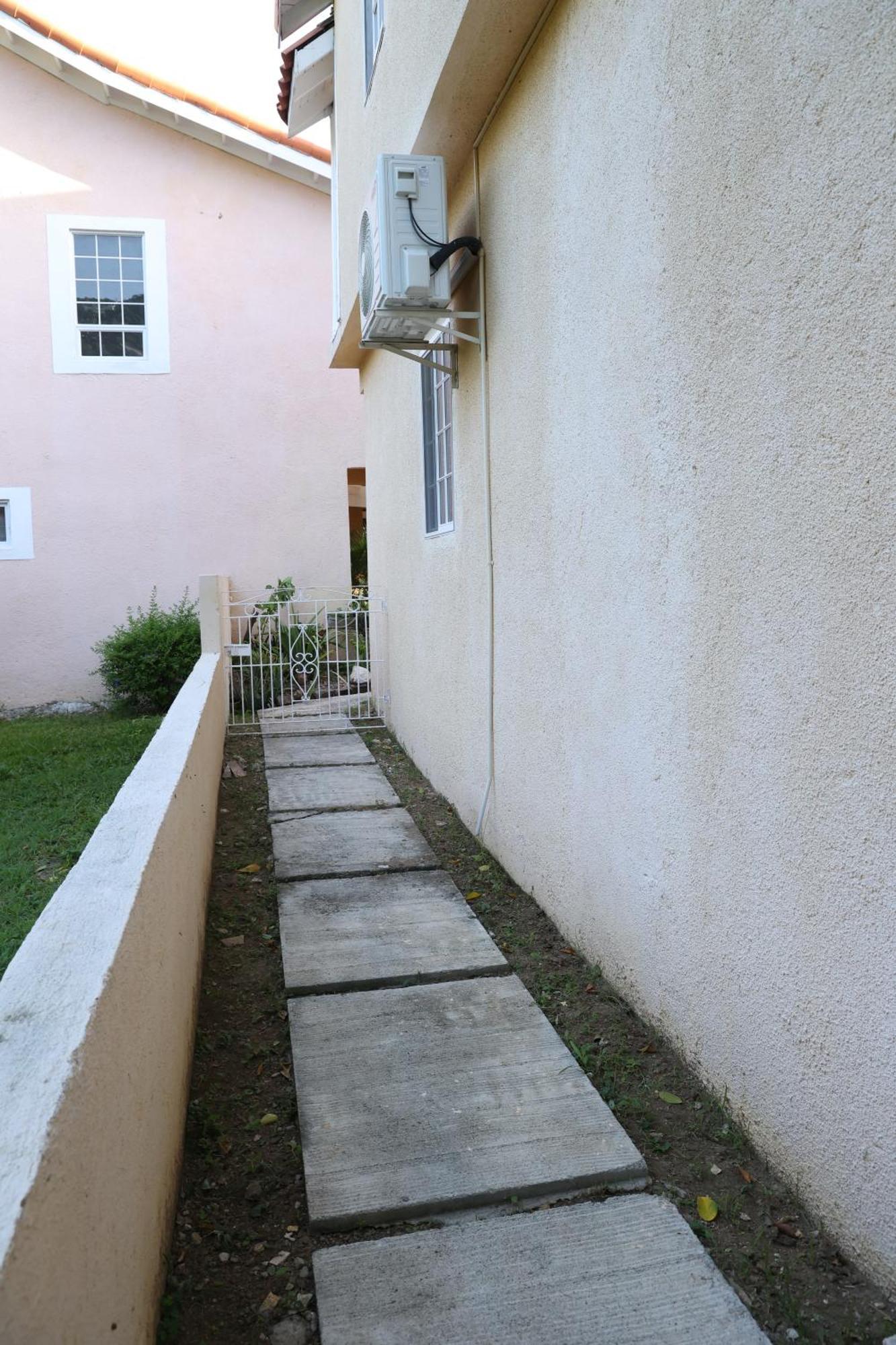 Spacious Luxury 3 Bed Rooms In Kingston Luaran gambar