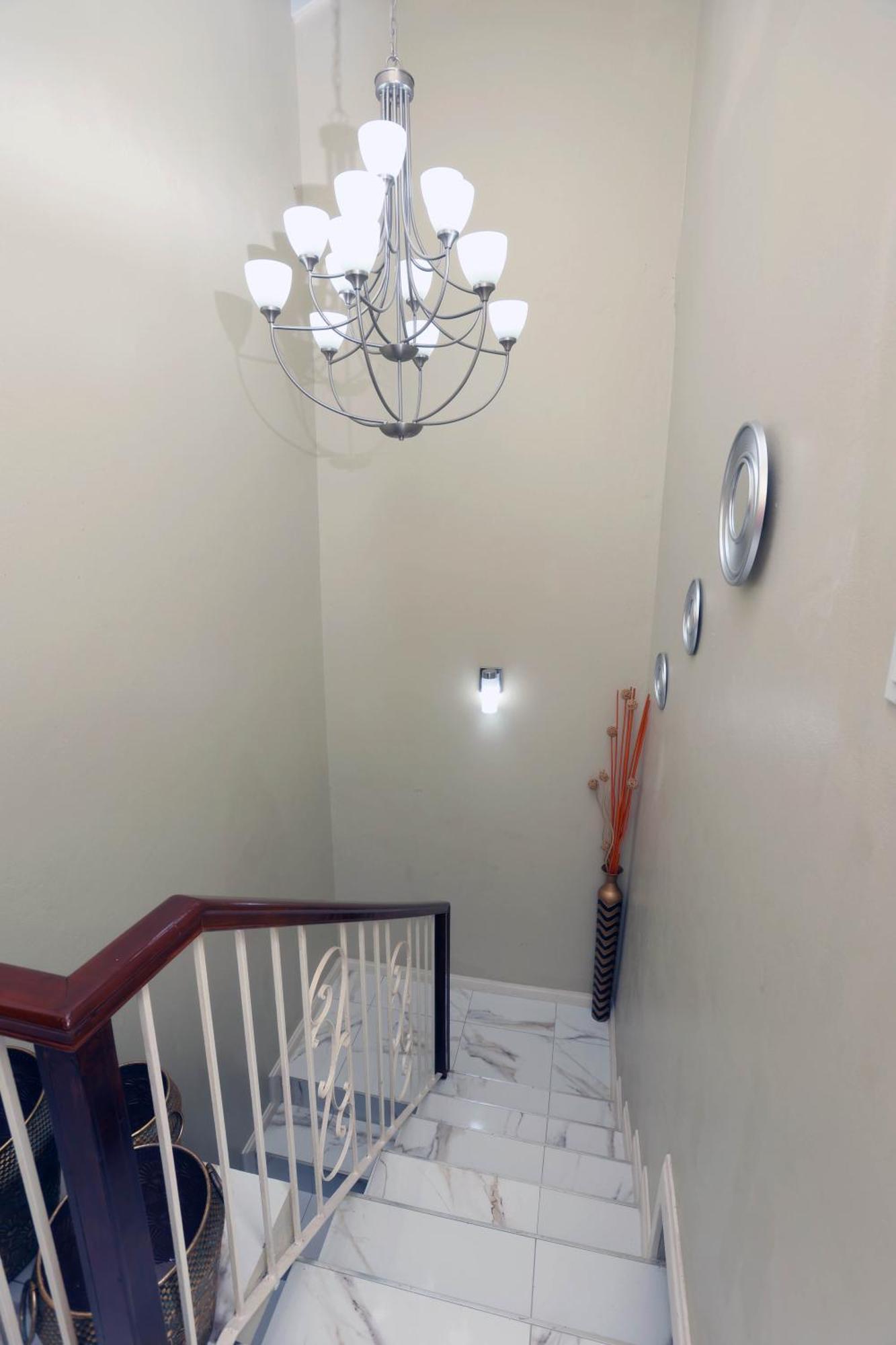 Spacious Luxury 3 Bed Rooms In Kingston Luaran gambar