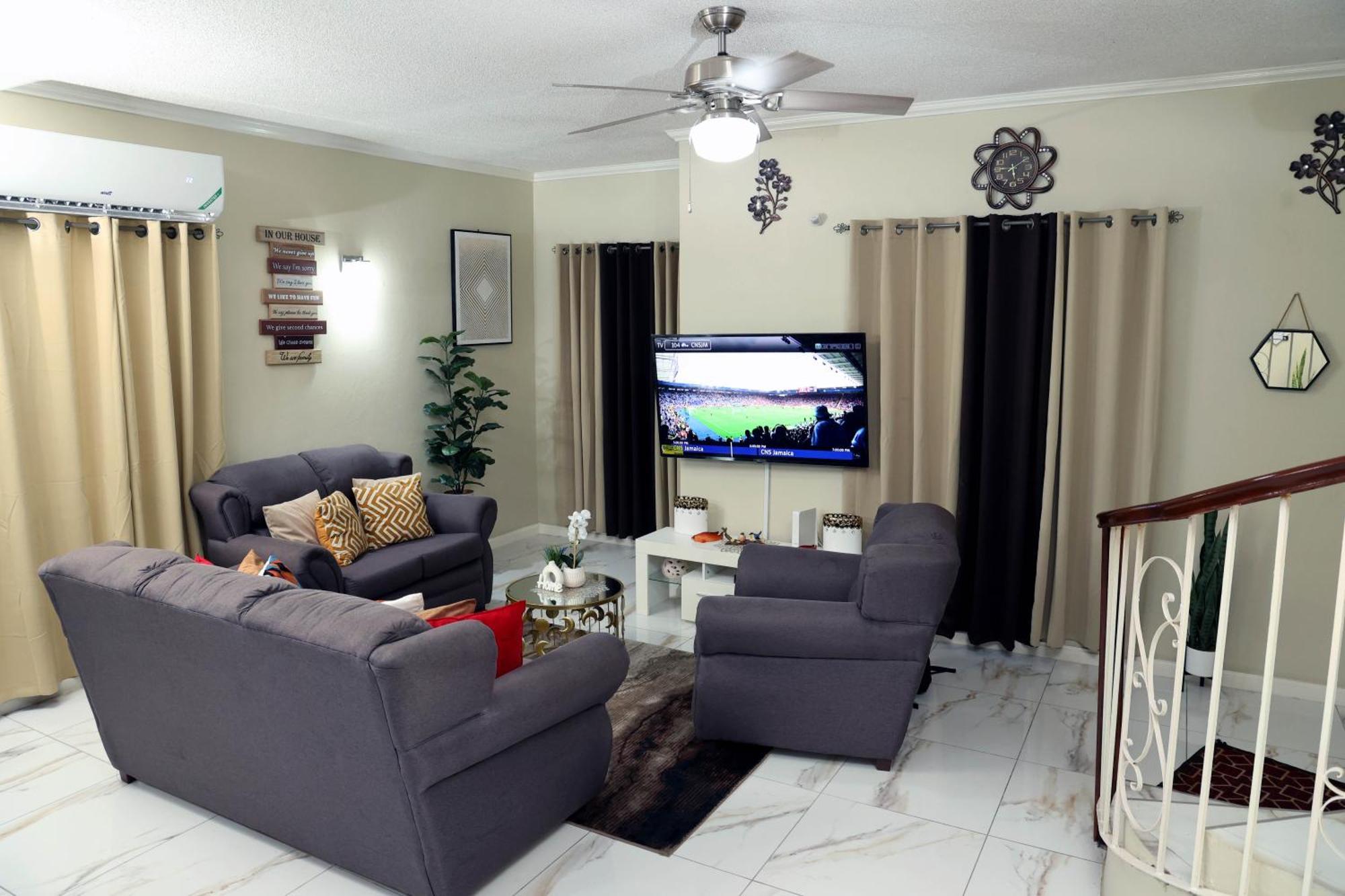 Spacious Luxury 3 Bed Rooms In Kingston Luaran gambar